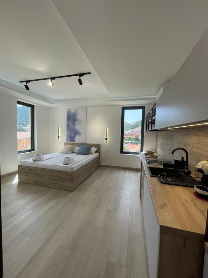 Dora Family Apartments Budva Exterior photo